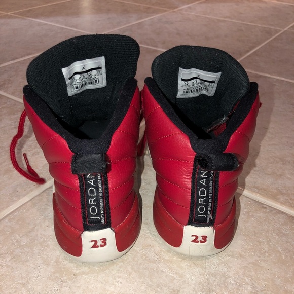 Air Jordan 12 Gym Red;Air Jordan 12 Grey and White - Picture 3 of 8